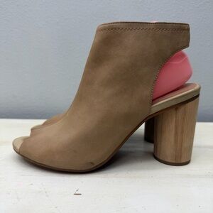 Miz Mooz Brown Leather Peep Toe Ankle Strap Sandals Size 9